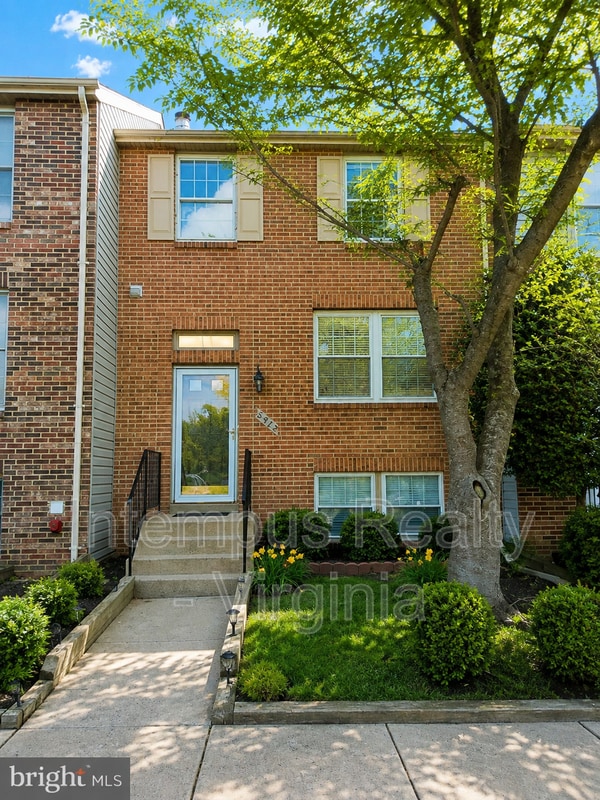 Building Photo - 6307 Betsy Ross Ct