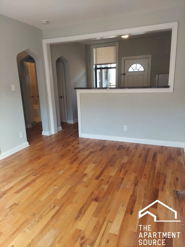 Foto del edificio - 4419 N Wolcott Ave