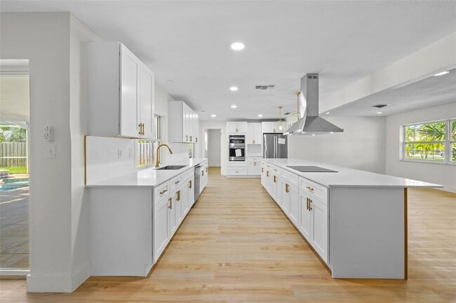 Building Photo - 5700 Bayou Grande Blvd NE