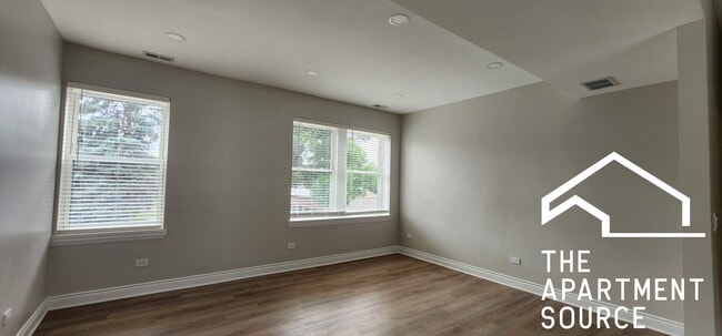Building Photo - 2552 S Central Park Ave