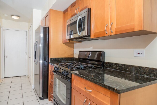 Foto del edificio - 248 Butternut Ln