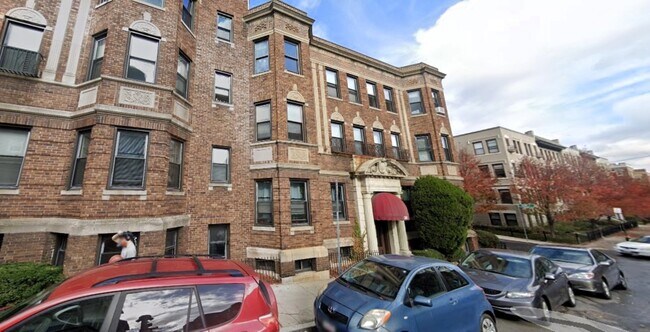 Foto del edificio - 39 Glenville Ave