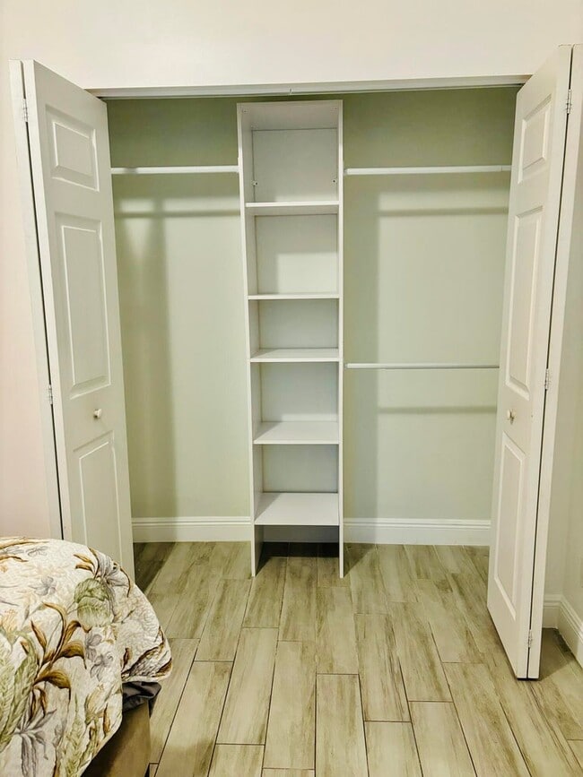 Foto del edificio - 1036 Francis St