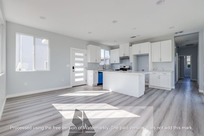 Foto del edificio - 11875 Wisteria Ave