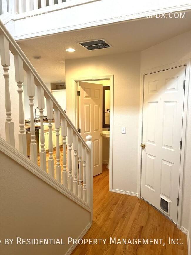 Foto del edificio - 6463 NW Wenmarie Dr