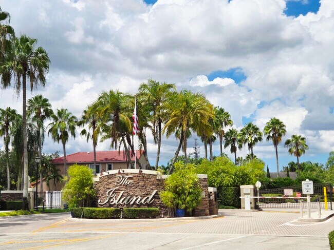 Foto del edificio - 16514 NW 3 St