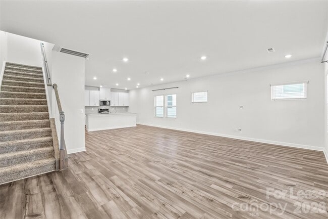 Foto del edificio - 4059 Armstrong Farm Dr