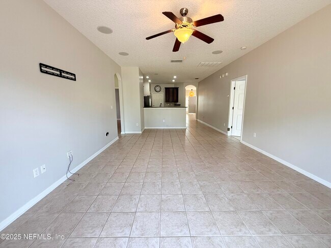 Building Photo - 14793 Falling Waters Dr