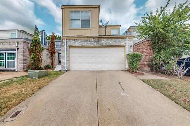 Building Photo - 919 Fairbanks Cir