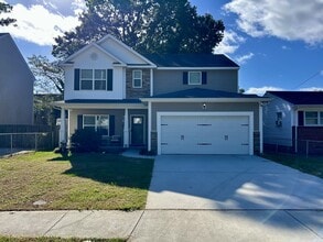 Building Photo - 5025 Krick St
