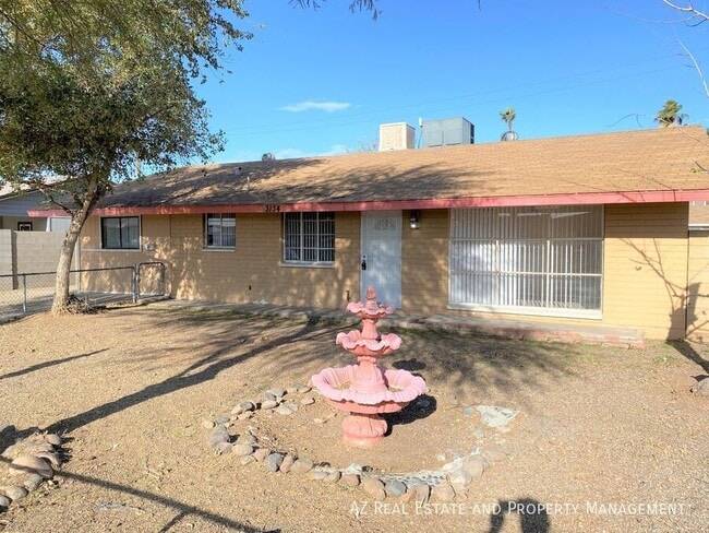 Photo - 3134 W Pierson St House