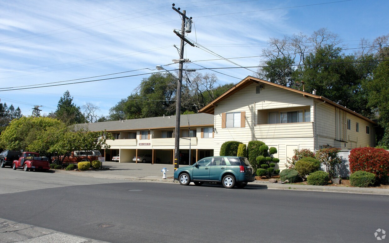 Foto principal - Town and Country Apartments
