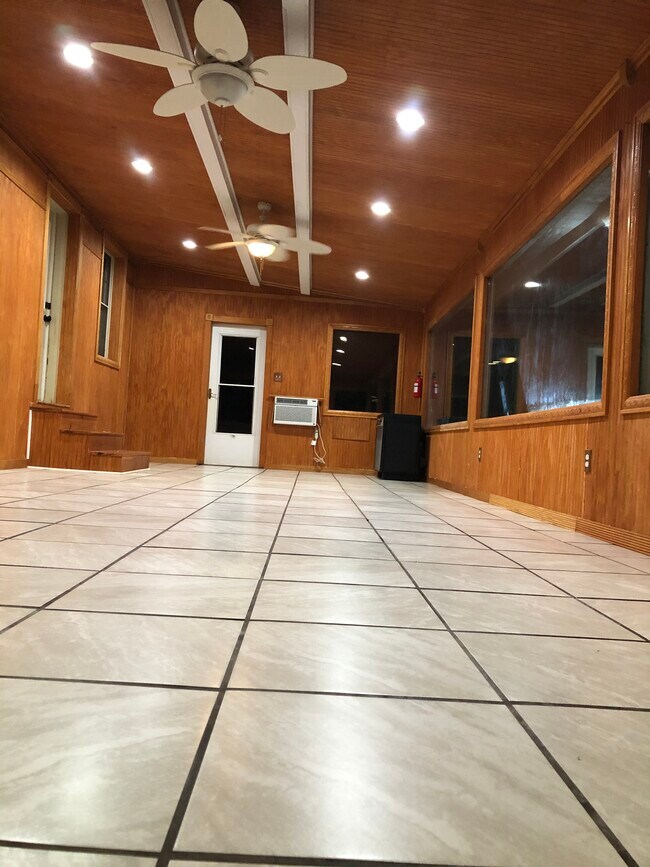 Building Photo - 30 Roving Hills Cir
