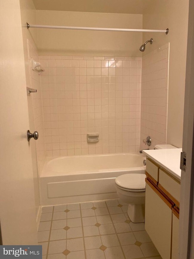 Building Photo - 18516 Boysenberry Dr