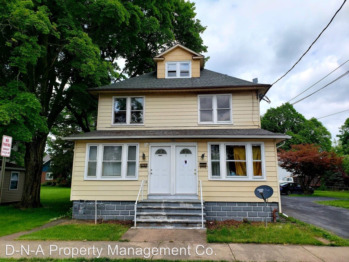 Primary Photo - 120 E Broad St