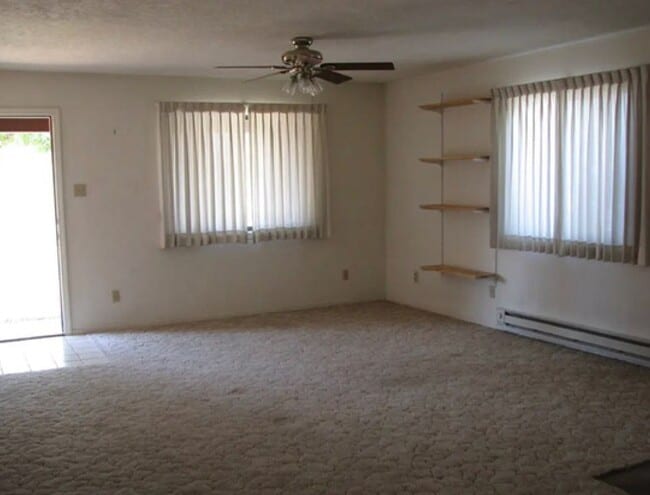 Front Room - 1433 Kimball Pl