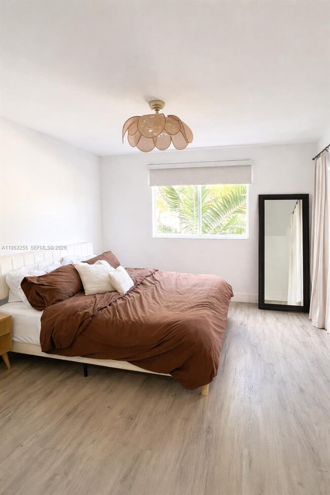 Building Photo - 2600 S University Dr