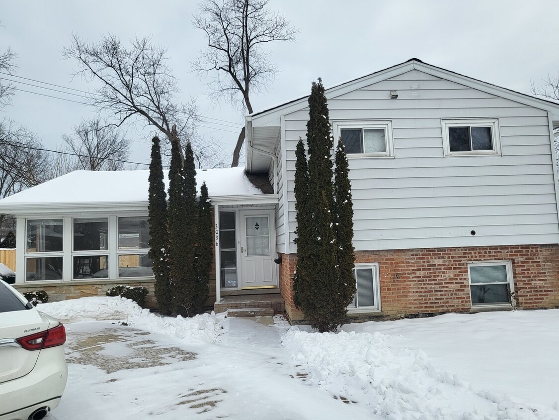 3036 Barclay Ln, Wilmette, IL 60091 House Rental in Wilmette, IL