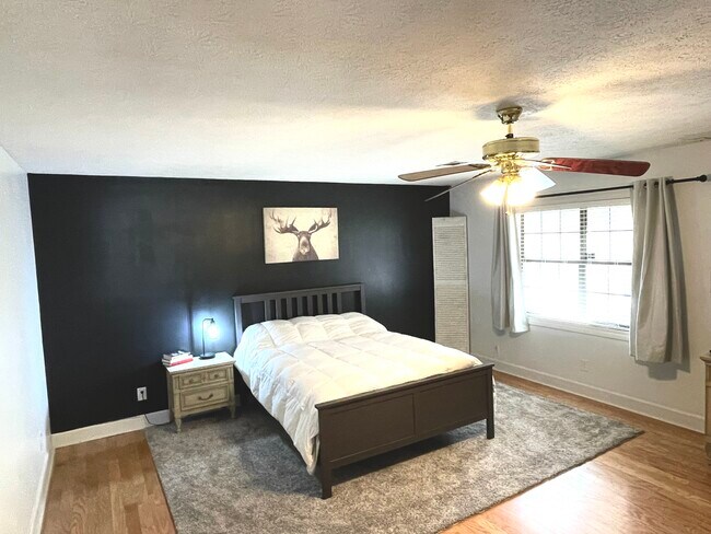 Foto del edificio - 39 Cedar Dr