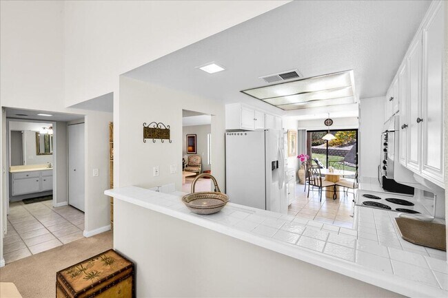 Building Photo - 72439 Desert Flower Dr
