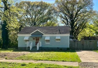 Building Photo - 1515 Hope St