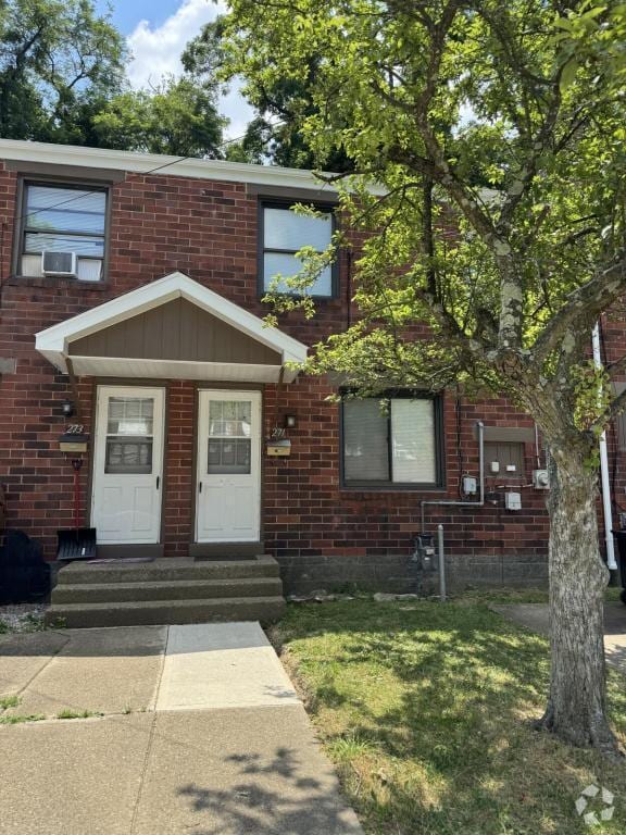 Building Photo - 271 Oak Dr