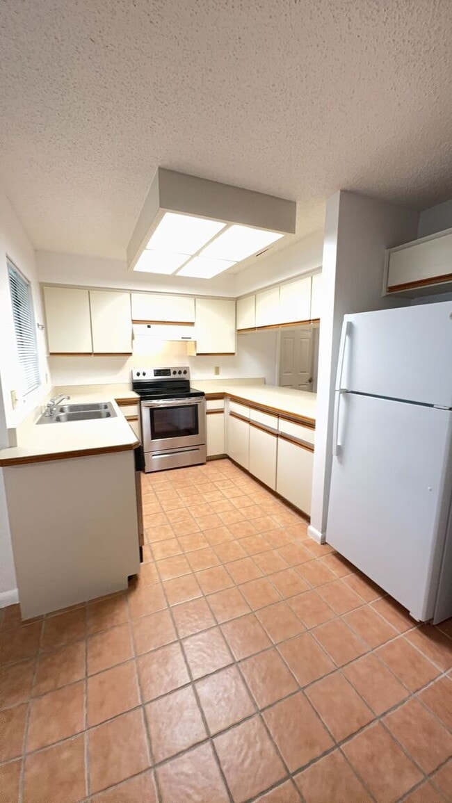 Foto del edificio - 3/2 home in Pine Lakes