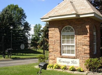 Building Photo - Hermitage Hills Apartments
