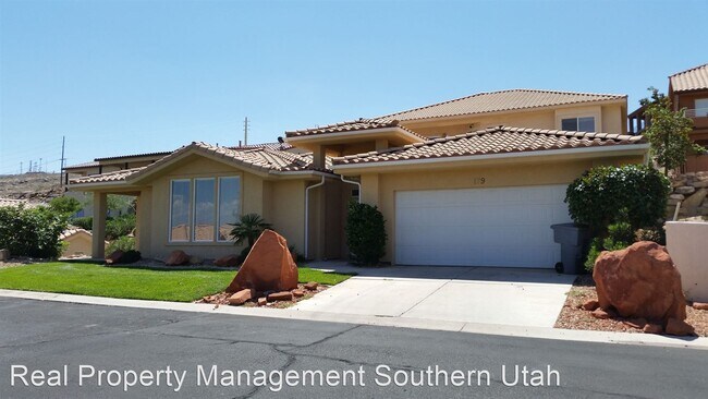 Building Photo - 4 br, 2 bath House - 179 Oasis Dr