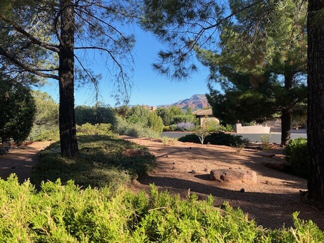 Foto del edificio - HOUSE - WEST SEDONA - GATED COMMUNITY