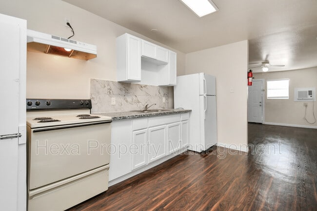 Photo - 4205 Phlox St Apartment