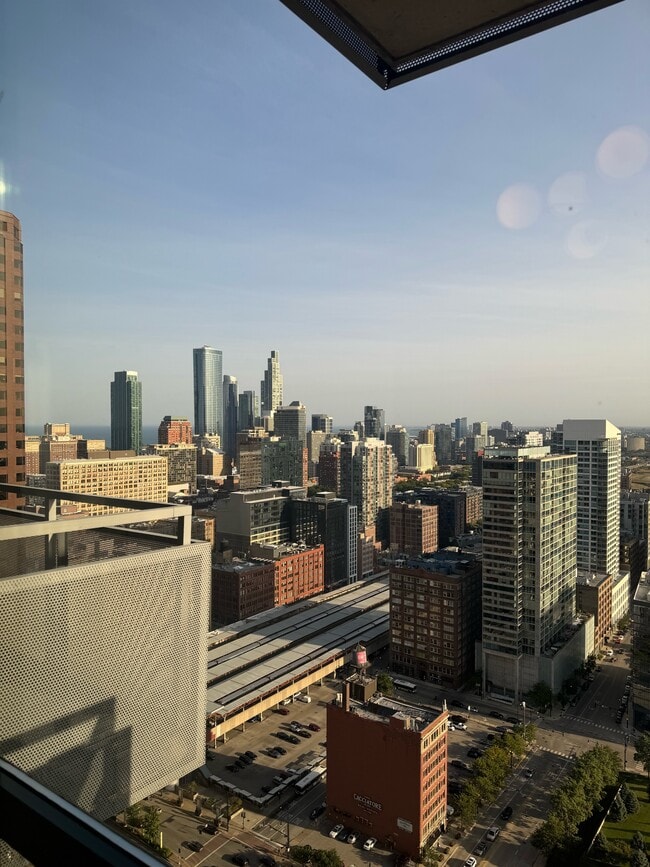 Building Photo - 235 W Van Buren St