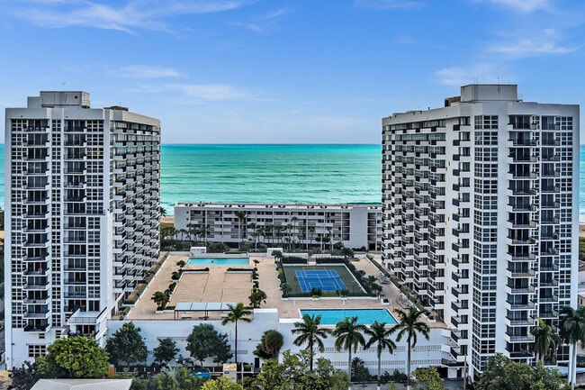 Building Photo - 525 N Ocean Blvd