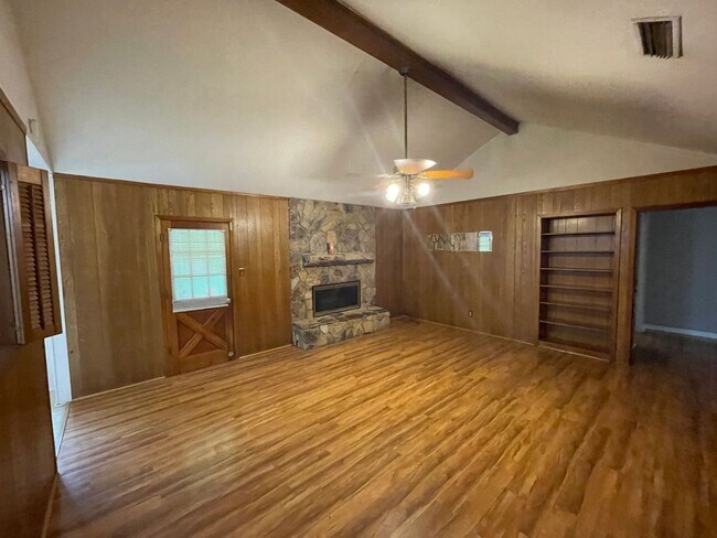 Foto del edificio - Southern Hills 3 Bedroom