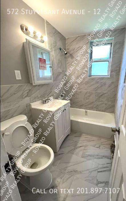 Building Photo - 572 Stuyvesant Avenue, #12 - 3 bedroom in ...