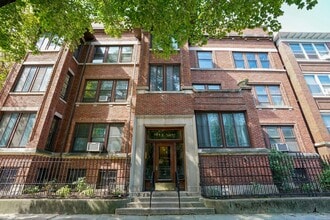 Building Photo - 5340 S Hyde Park Blvd