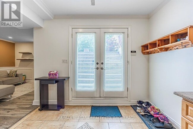 Building Photo - 33 St Andrews Blvd