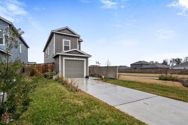 Foto del edificio - 18279 Via Aurelia Dr