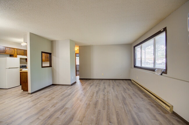 Building Photo - 2230 Oneida St