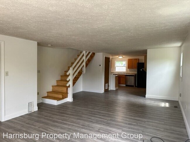 Building Photo - 3 br, 1.5 bath House - 201 N Duke St