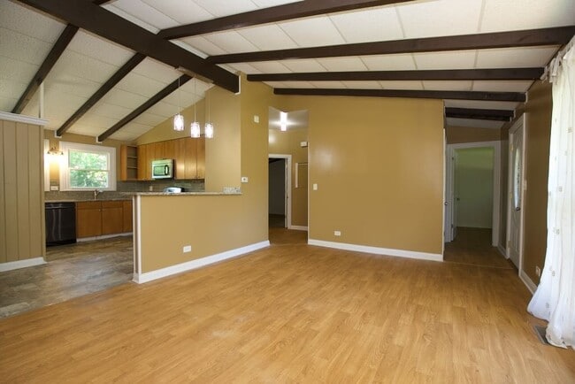 Building Photo - 1227 Wood Ave