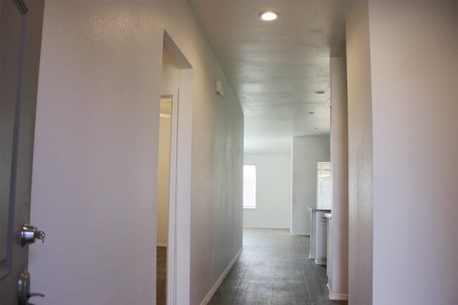 Building Photo - 22619 Theodoli Dr