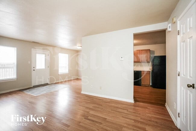 Building Photo - 16773 Lowell Dr