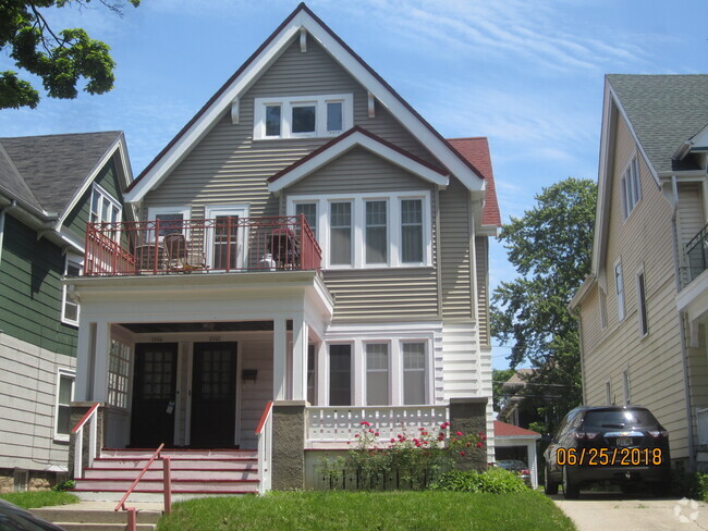 Building Photo - 2942 N Murray Ave