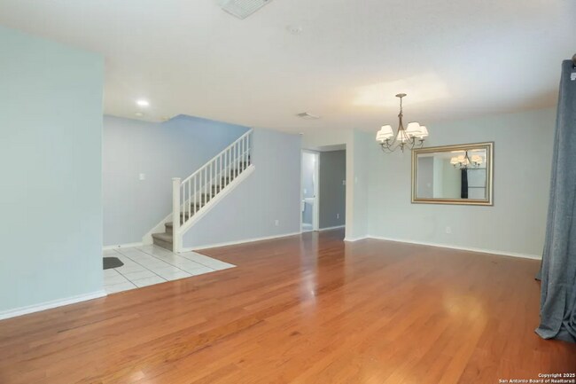 Foto del edificio - 2558 Ashley Oak Dr