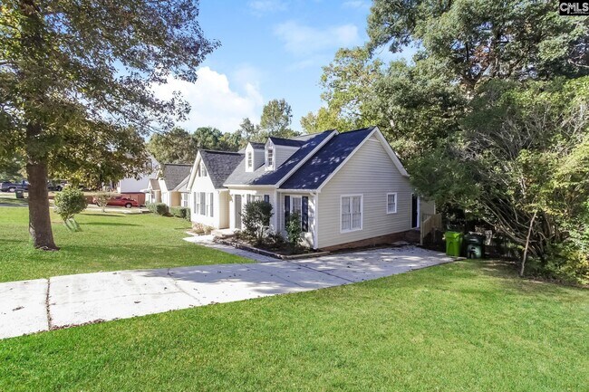 Building Photo - 321 Gales River Rd