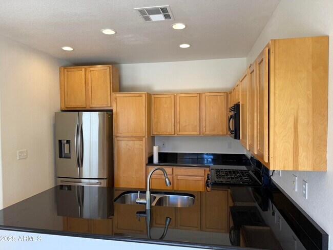 Foto del edificio - 21815 N 40th Pl