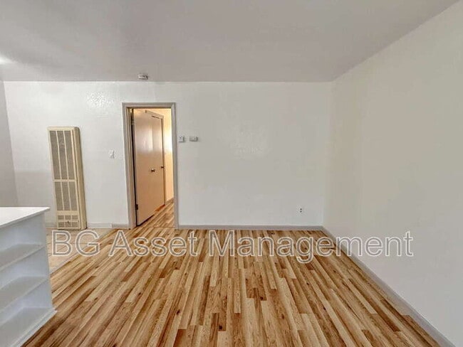 Photo - 728 Darina Avenue Apartment