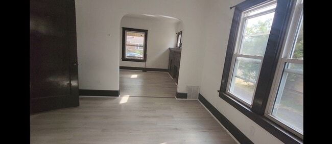 Foto del edificio - 1417 Norwood Pl NW