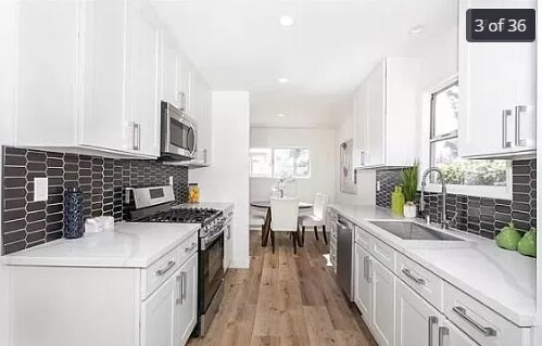 Building Photo - 18536 Cantara St